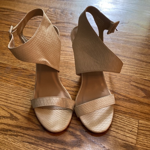 Call it spring - Picture 2 of 2